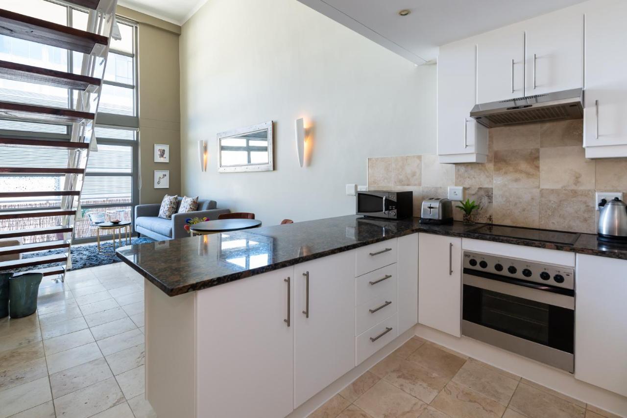 City Slicker Double Volume Loft, Magnificent Table Mountain View, Close To V&A Waterfront, Never Any Load Shedding! Kapstaden Exteriör bild